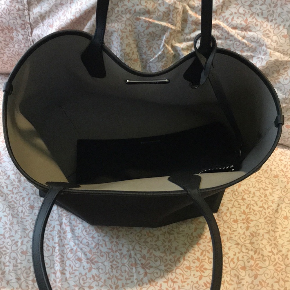 Michael Kors Reversible Tote Bag - Picture 7 of 8